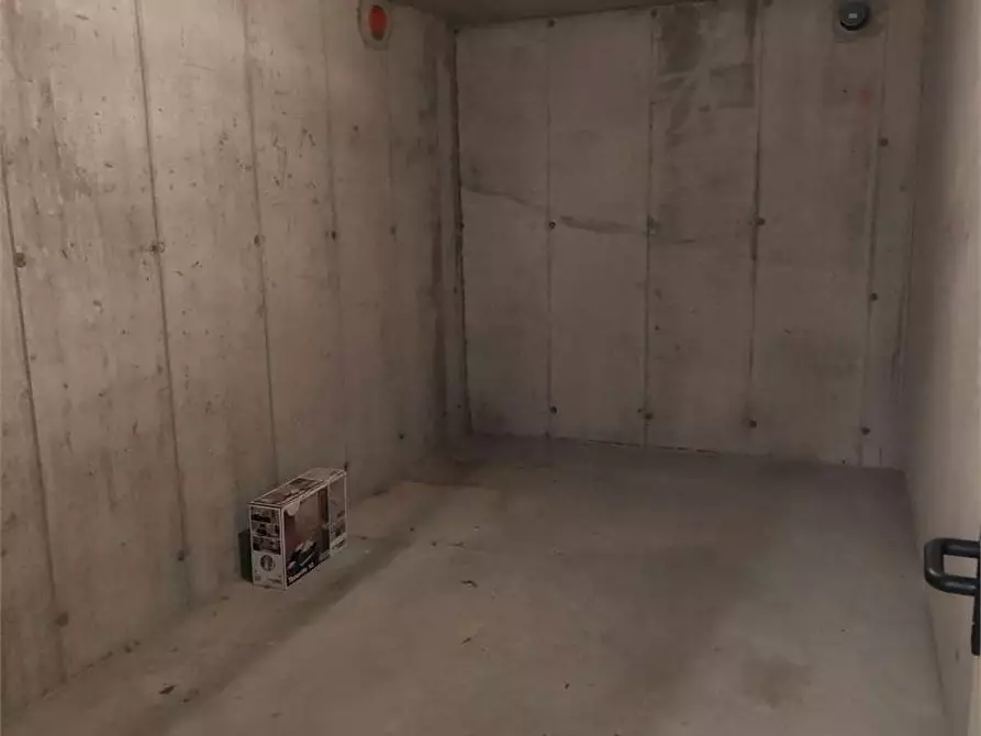 Immagine 43 di Villa in vendita  in VIA CATTANEO  10 a Cantù