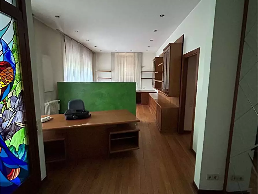 Immagine 45 di Villa in vendita  in VIA CATTANEO  10 a Cantù
