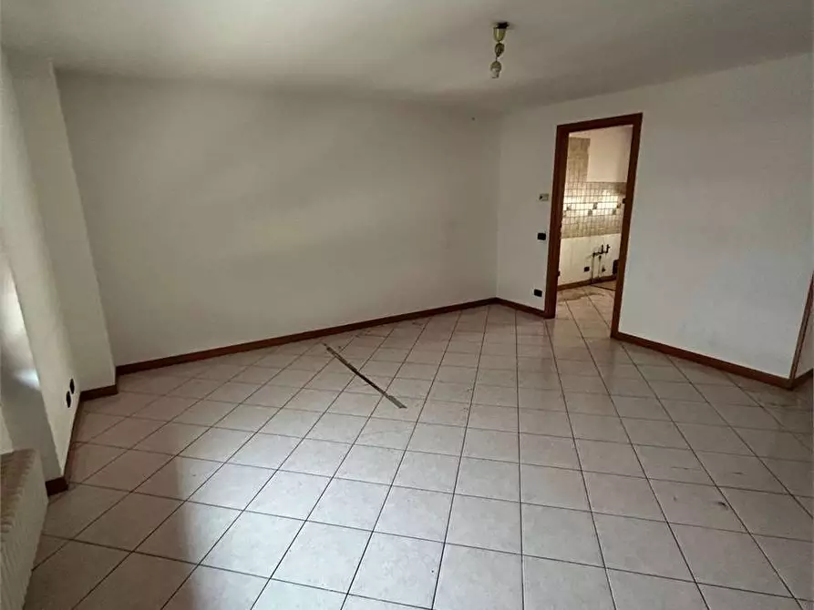 Immagine 2 di Appartamento in vendita  in Via Santa Chiara 2 a Carimate