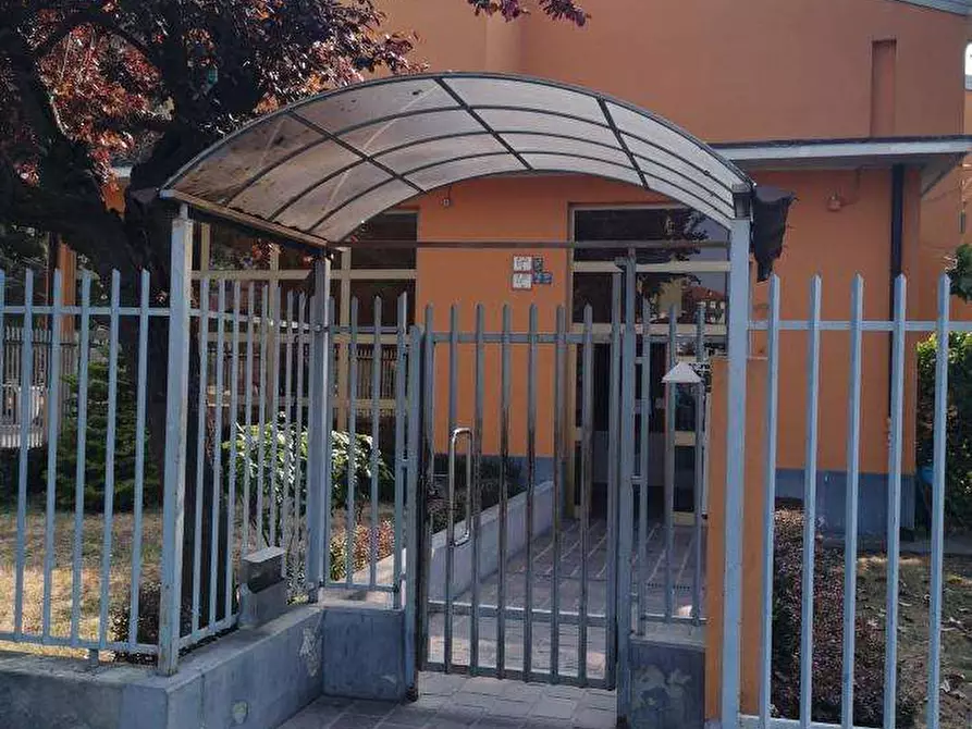 Immagine 1 di Appartamento in vendita  in Via Osteno 2 a Milano