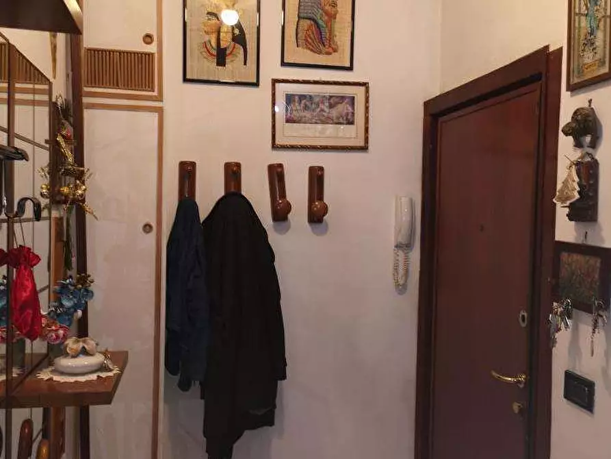 Immagine 11 di Appartamento in vendita  in Via Osteno 2 a Milano