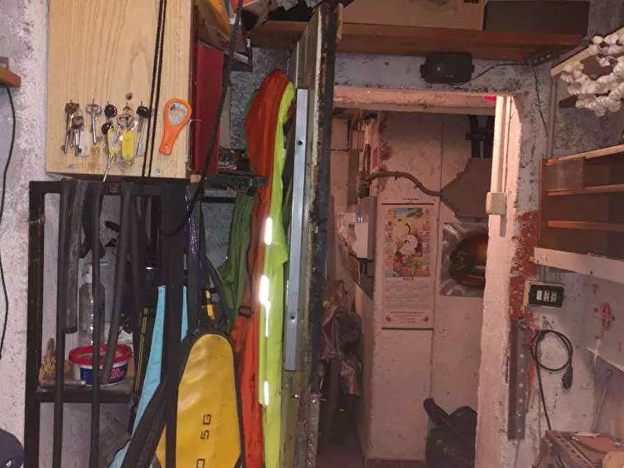 Immagine 28 di Appartamento in vendita  in Via Osteno 2 a Milano