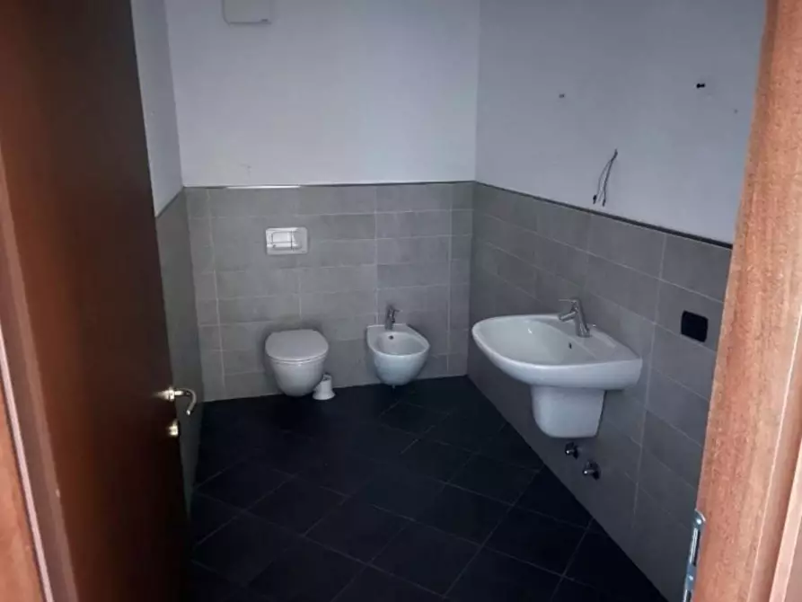 Immagine 10 di Appartamento in vendita  in Via Amilcare Ponchielli  a Castellanza