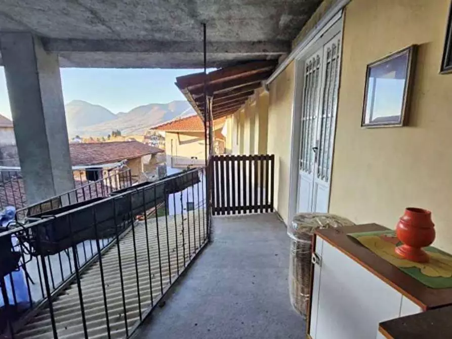 Immagine 7 di Appartamento in vendita  in Via Biasini 3 a Azzio
