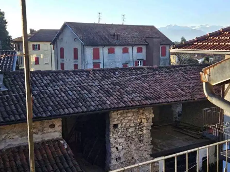 Immagine 8 di Appartamento in vendita  in Via Biasini 3 a Azzio