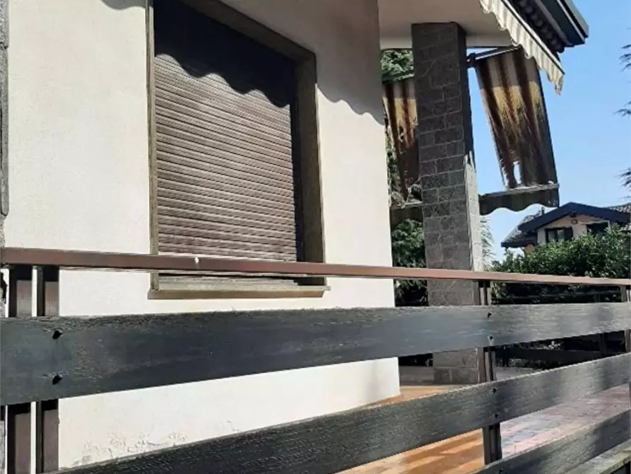 Immagine 7 di Appartamento in vendita  in Via Ferloni  6 a Bulgarograsso