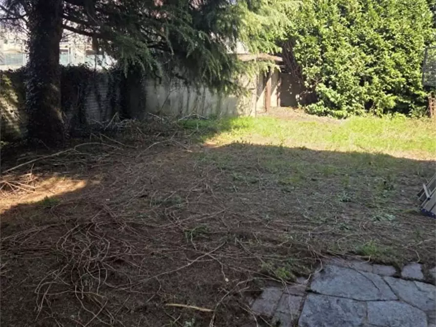Immagine 11 di Appartamento in vendita  in Via Ferloni  6 a Bulgarograsso
