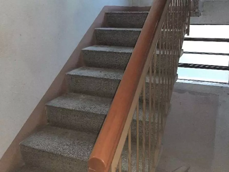Immagine 21 di Appartamento in vendita  in Via Ferloni  6 a Bulgarograsso