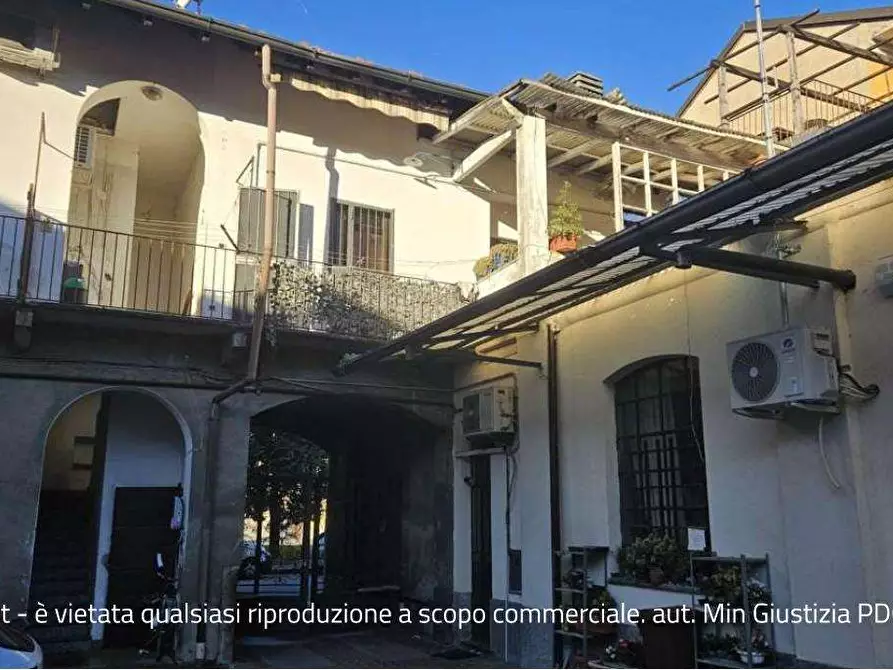 Immagine 1 di Appartamento in vendita  in Via giuseppe mazzini 46 a Busto Arsizio