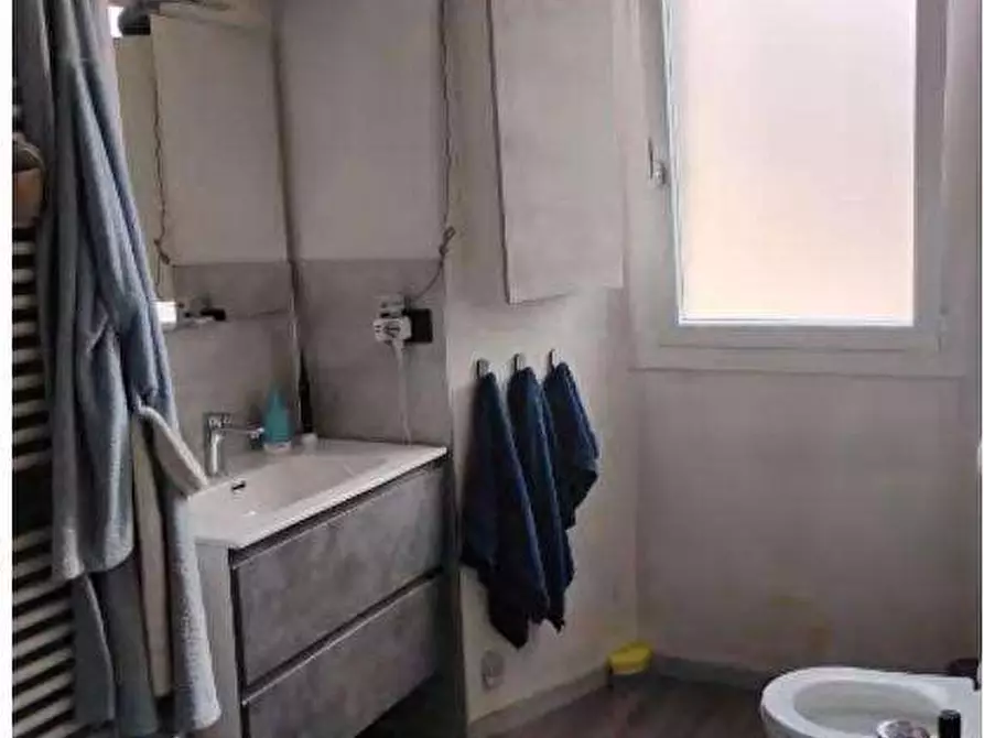 Immagine 3 di Casa bifamiliare in vendita  in Vicolo Castello a Cocquio-Trevisago