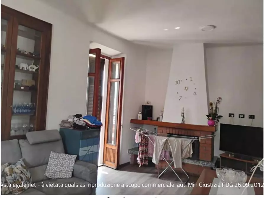 Immagine 14 di Casa bifamiliare in vendita  in Vicolo Castello a Cocquio-Trevisago