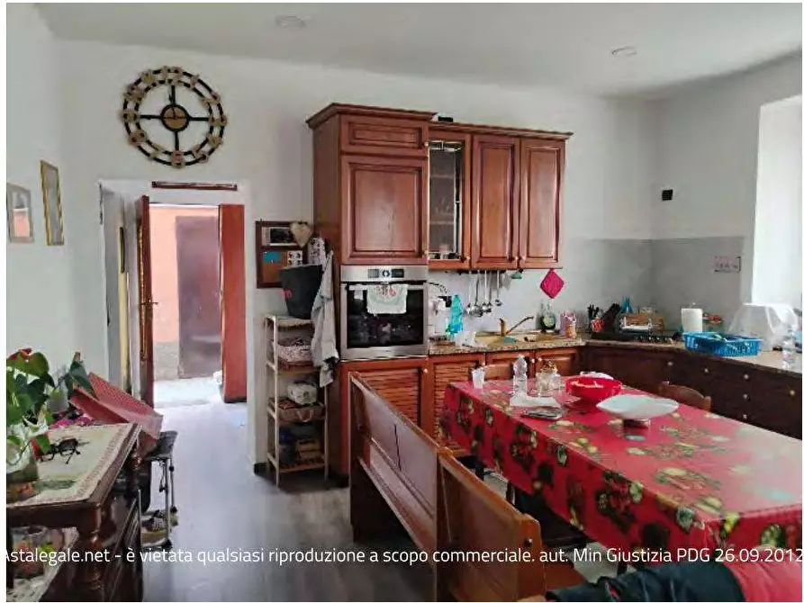 Immagine 18 di Casa bifamiliare in vendita  in Vicolo Castello a Cocquio-Trevisago