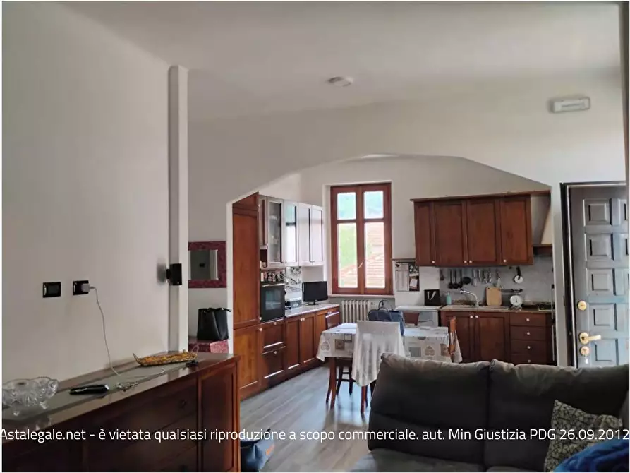 Immagine 19 di Casa bifamiliare in vendita  in Vicolo Castello a Cocquio-Trevisago