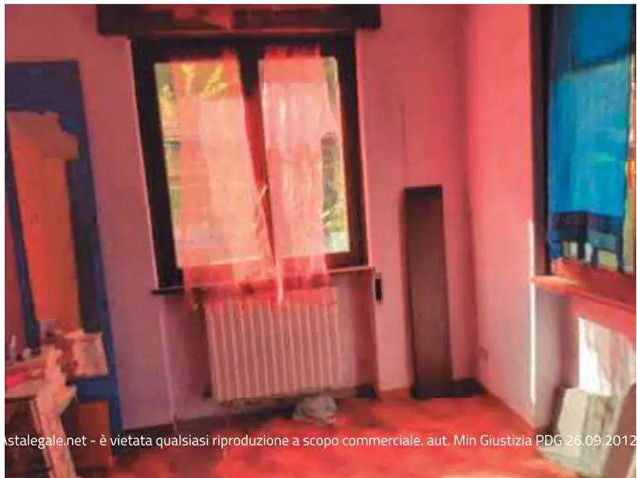 Immagine 8 di Casa bifamiliare in vendita  in Via Pora  8 a Cuvio