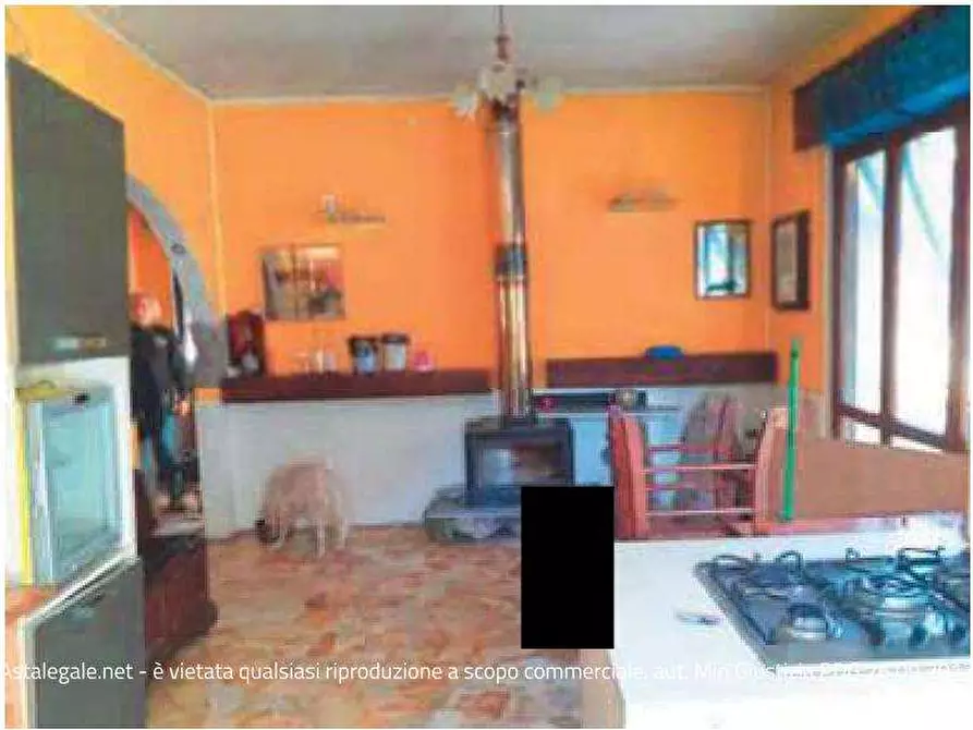 Immagine 18 di Casa bifamiliare in vendita  in Via Pora  8 a Cuvio