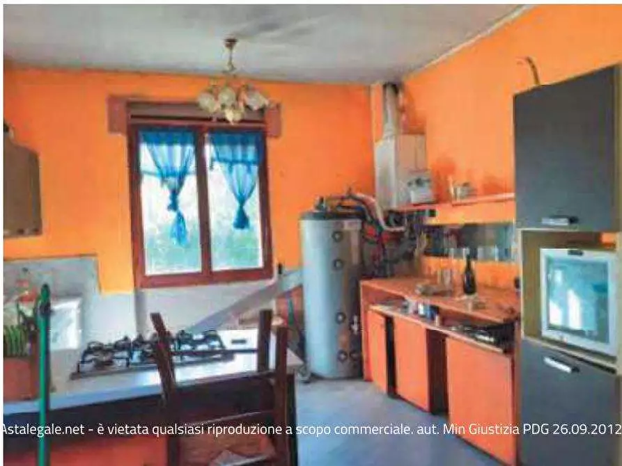 Immagine 21 di Casa bifamiliare in vendita  in Via Pora  8 a Cuvio