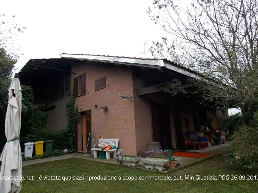 Immagine 1 di Casa indipendente in vendita  in Via XXV aprile 26 26 a Cornegliano Laudense