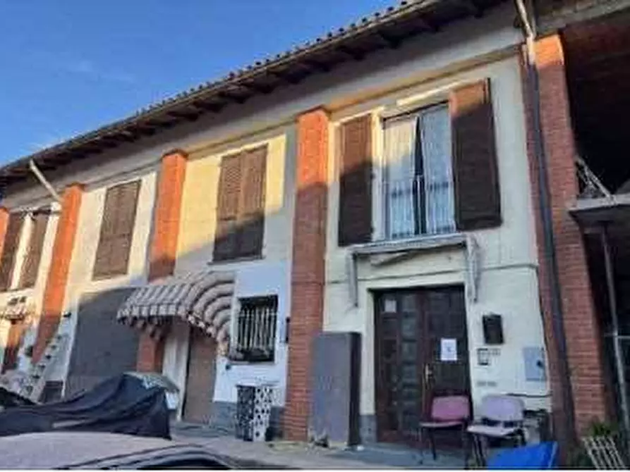 Immagine 1 di Appartamento in vendita  in Via Garibaldi  32/42 a Venegono Superiore