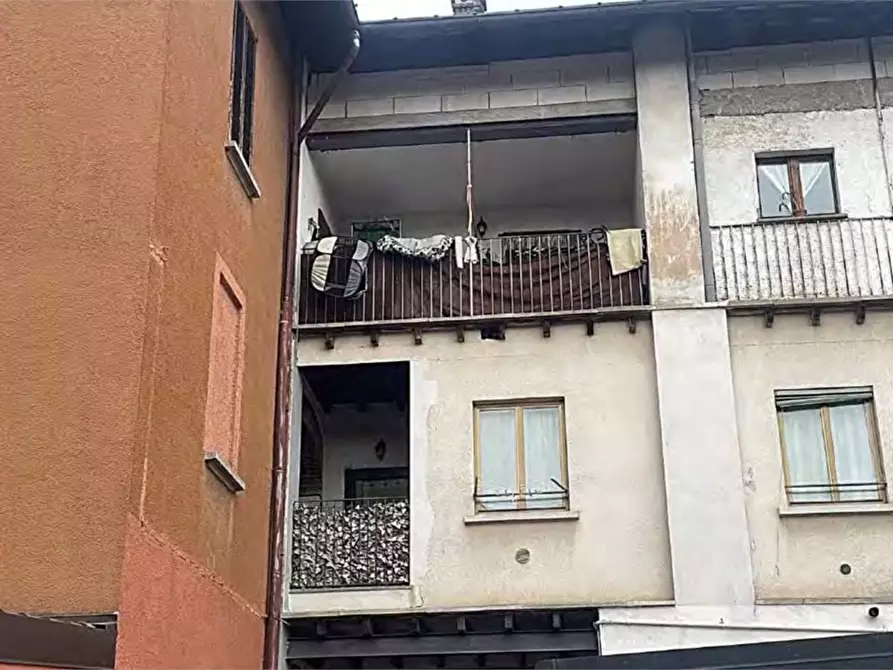 Immagine 3 di Appartamento in vendita  in Via sciesa  10 a Vedano Olona