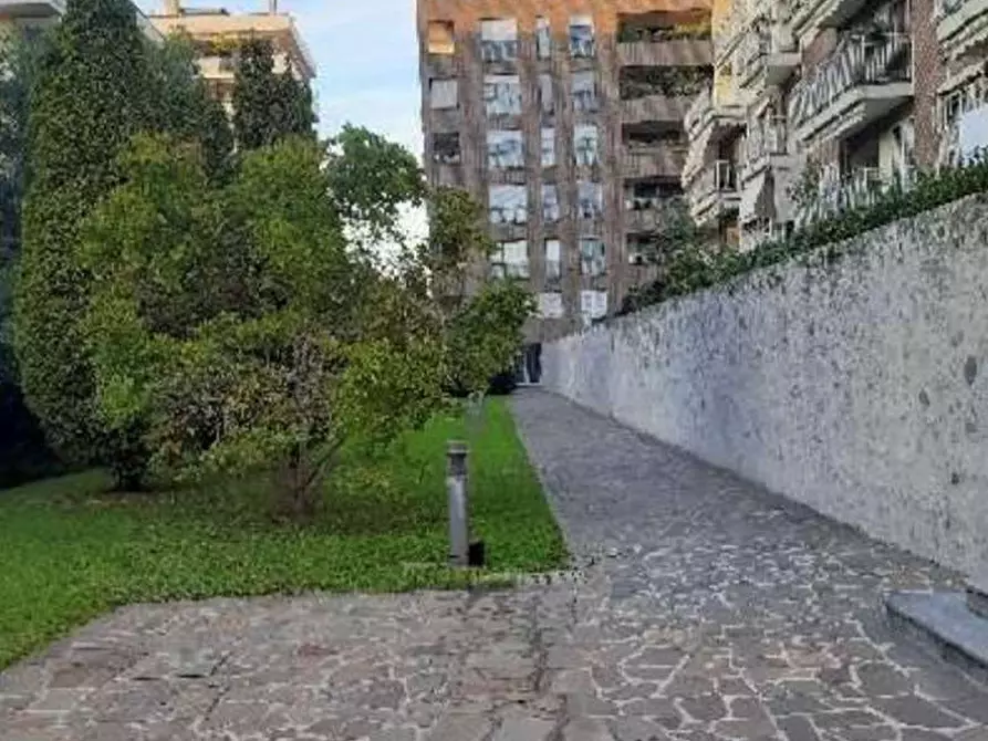 Immagine 7 di Appartamento in vendita  in Via Asiago 55 a Milano