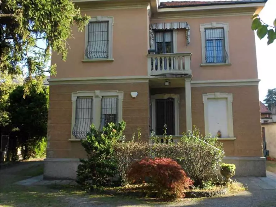 Immagine 1 di Appartamento in vendita  in Via Novara 12 a Saronno