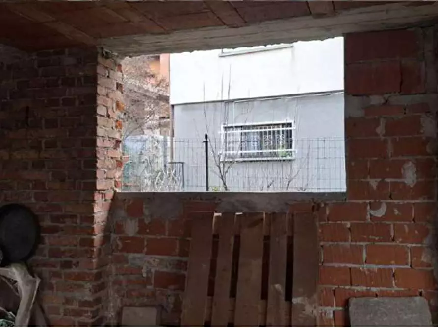 Immagine 20 di Appartamento in vendita  in Via Incasale  14 a Sesto Calende