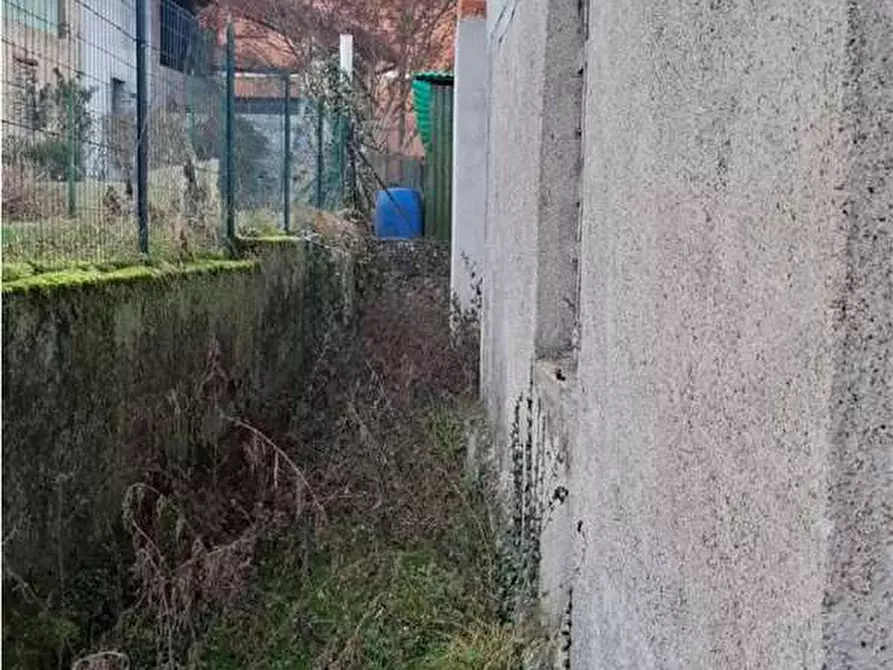 Immagine 5 di Appartamento in vendita  in Via Incasale  14 a Sesto Calende