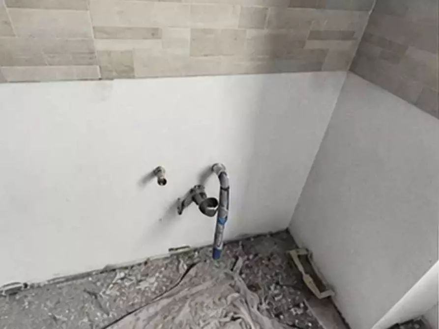 Immagine 22 di Appartamento in vendita  in Via varese 46 a Saronno