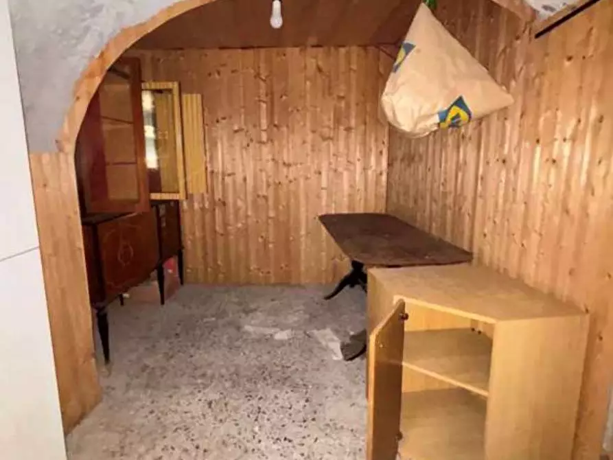 Immagine 5 di Appartamento in vendita  in Via pasubio  108 a Castelveccana