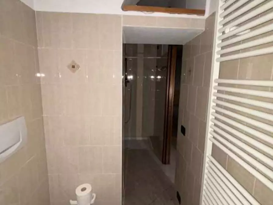 Immagine 11 di Appartamento in vendita  in Via pasubio  108 a Castelveccana