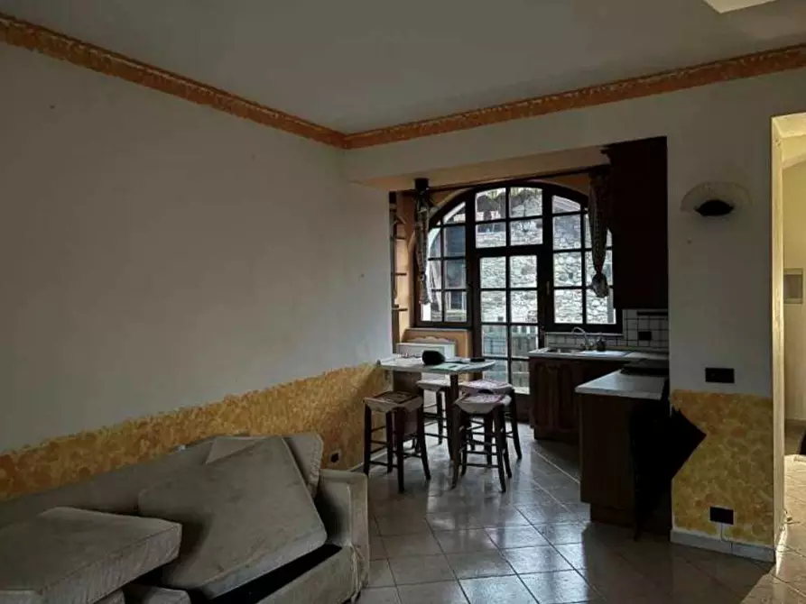 Immagine 21 di Appartamento in vendita  in Via pasubio  108 a Castelveccana