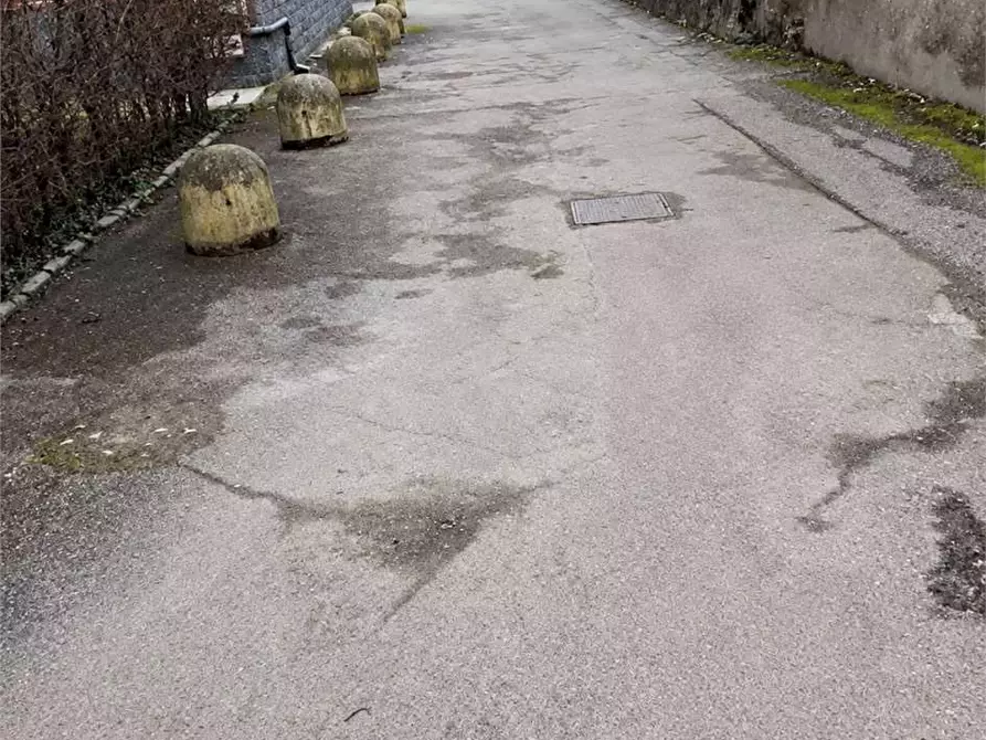 Immagine 3 di Appartamento in vendita  in Via sant'alessandro a Caronno Pertusella