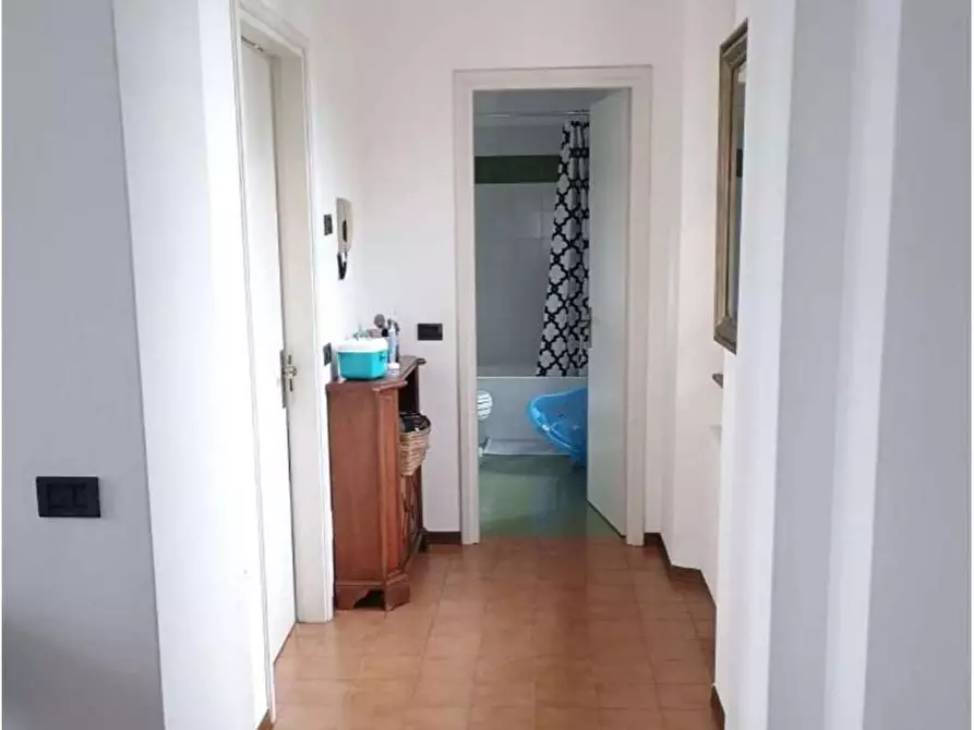 Immagine 3 di Castello in vendita  in Via Statale  3947 a Tremezzina