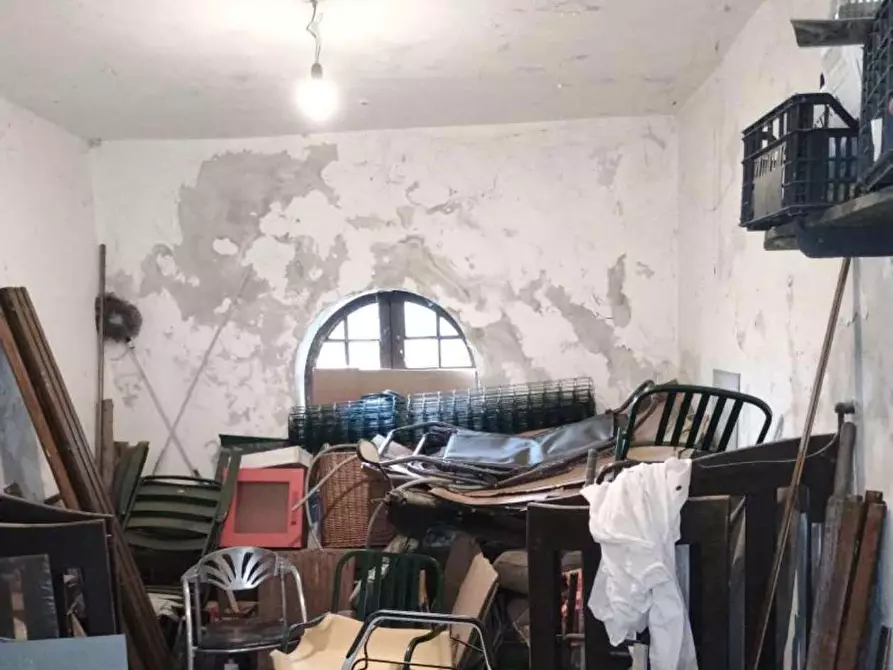 Immagine 19 di Castello in vendita  in Via Statale  3947 a Tremezzina