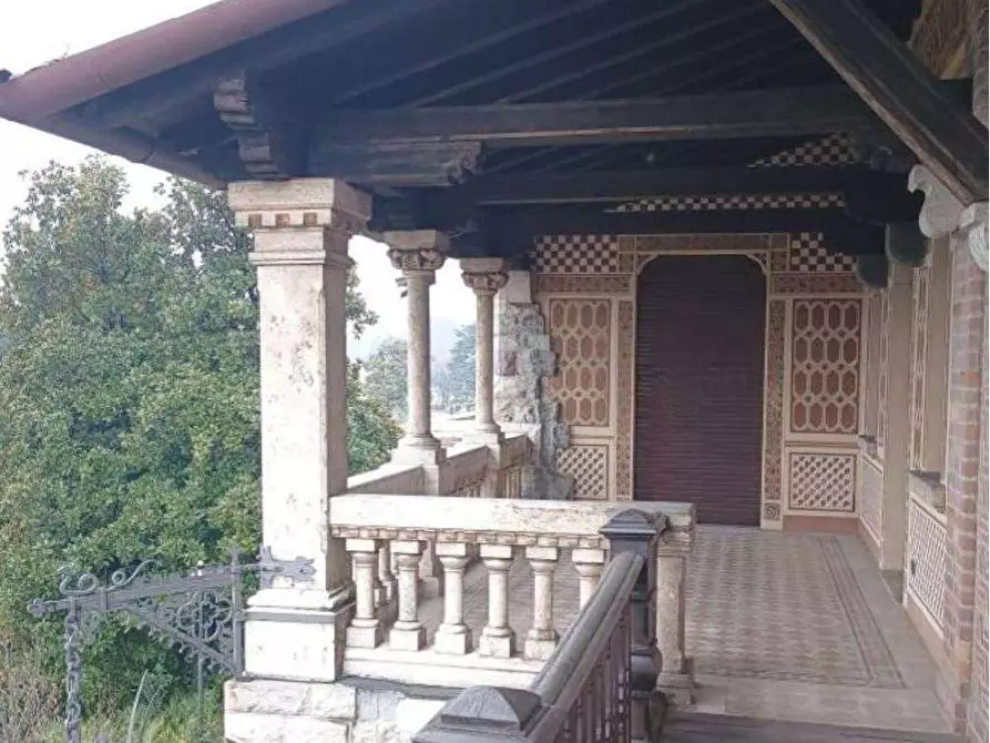 Immagine 28 di Castello in vendita  in Via Statale  3947 a Tremezzina