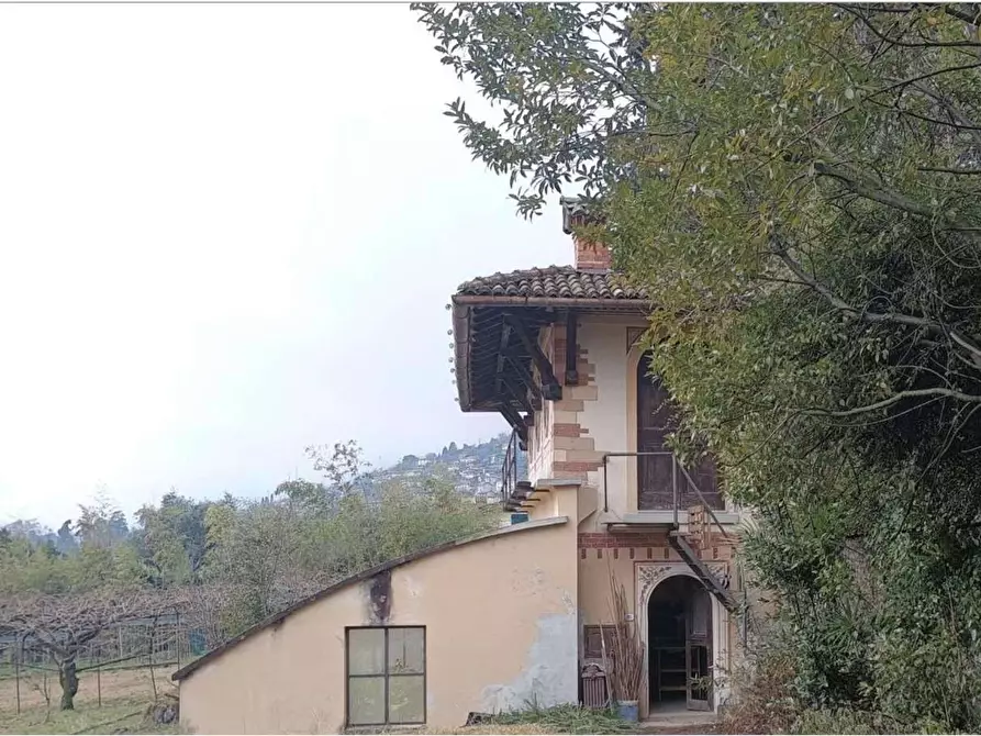 Immagine 32 di Castello in vendita  in Via Statale  3947 a Tremezzina