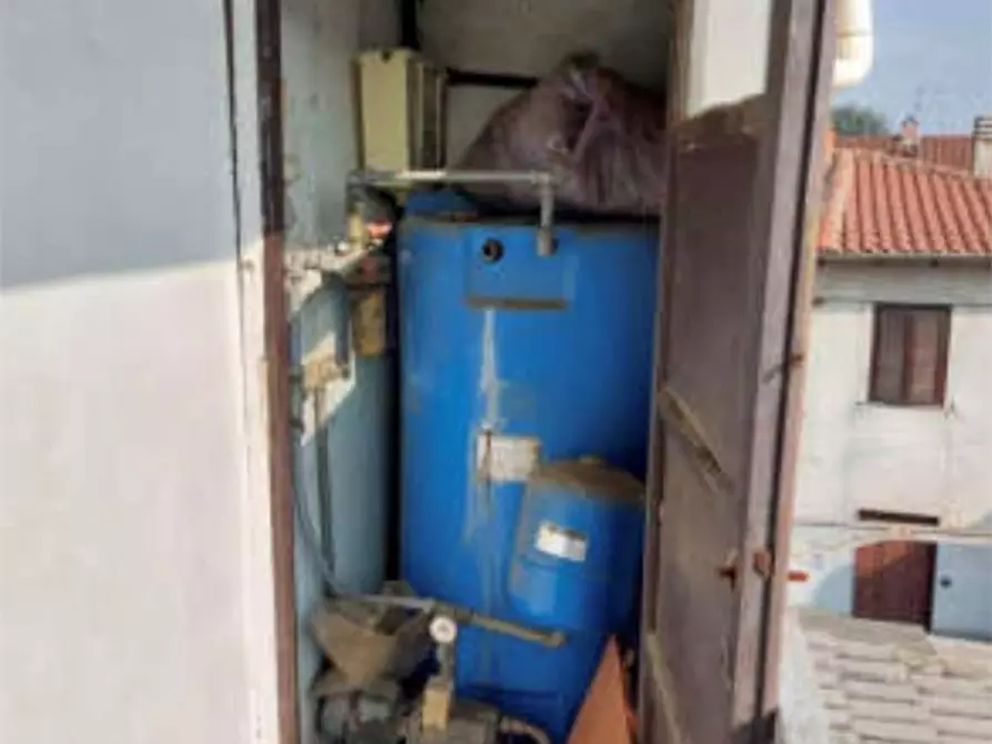 Immagine 15 di Appartamento in vendita  in Vicolo forno  10/6 a Fagnano Olona