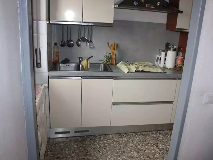 Immagine 7 di Appartamento in vendita  in Via leopardi  15 a Lonate Pozzolo
