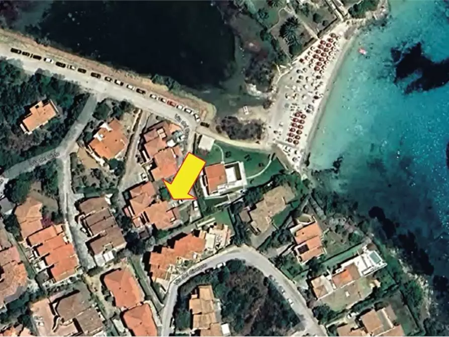 Immagine 3 di Appartamento in vendita  in Via dei Gerani snc a Golfo Aranci