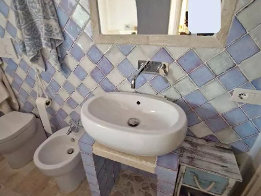 Immagine 15 di Appartamento in vendita  in Via don Vico  10 a La Maddalena