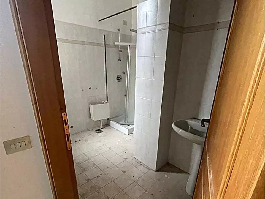 Immagine 33 di Appartamento in vendita  in Via Crivelli 87 a Induno Olona