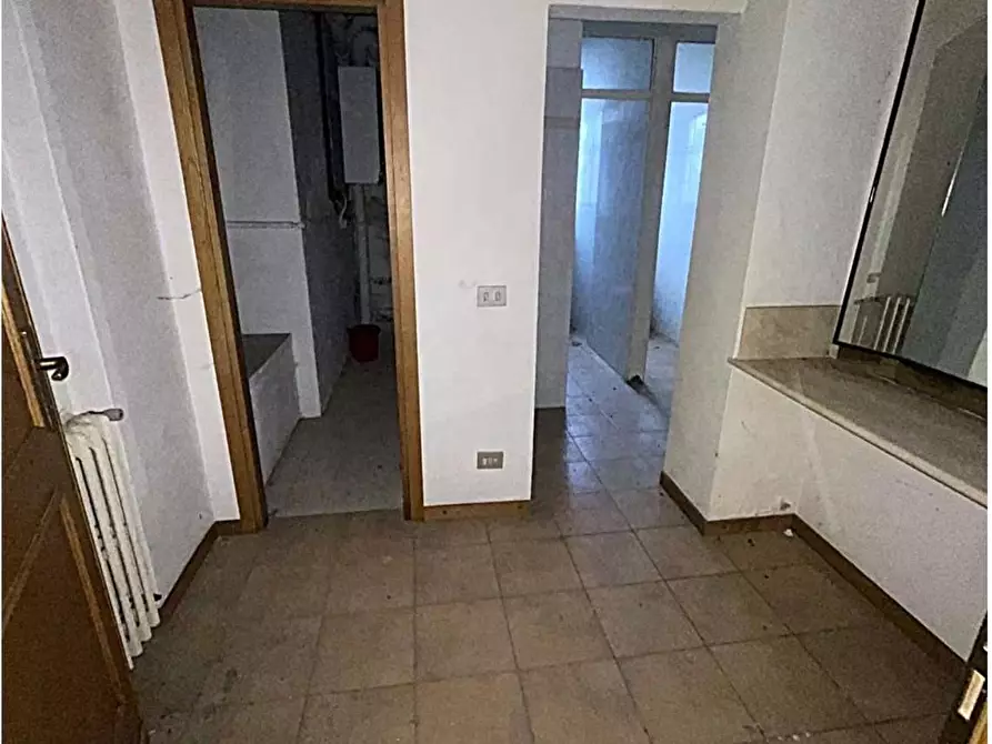 Immagine 40 di Appartamento in vendita  in Via Crivelli 87 a Induno Olona