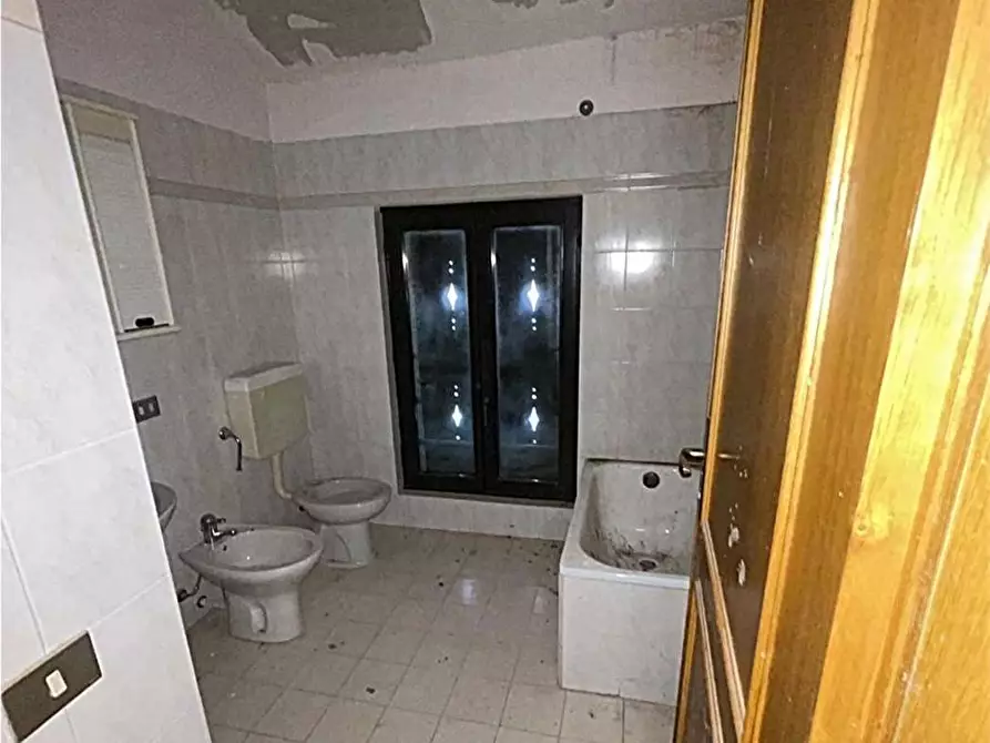Immagine 41 di Appartamento in vendita  in Via Crivelli 87 a Induno Olona