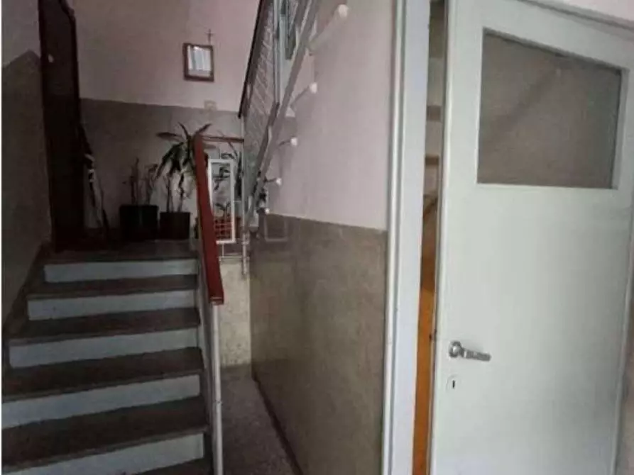 Immagine 19 di Appartamento in vendita  in Frazione Camerlata - Via Canturina 54 a Como