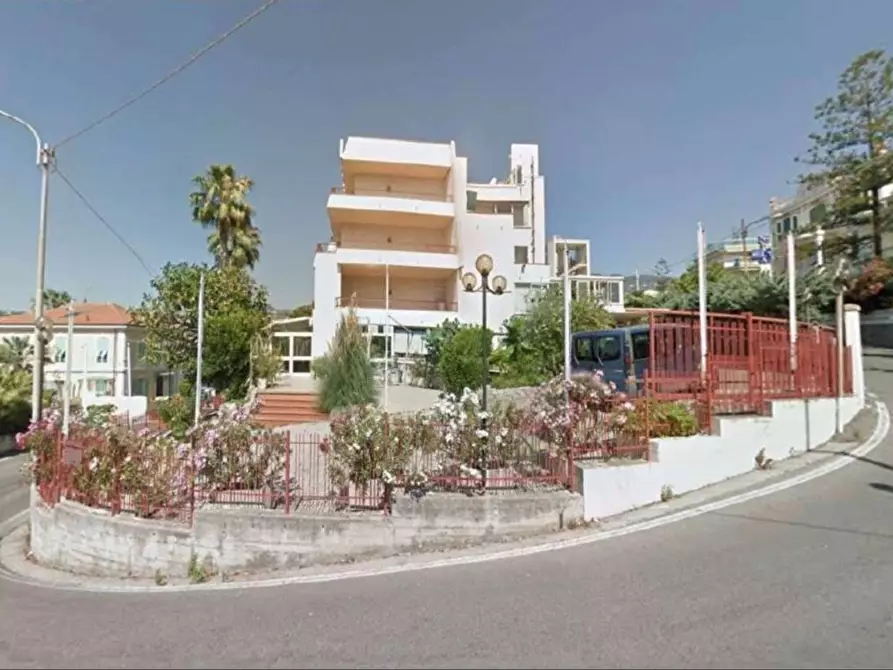 Immagine 3 di Hotel in vendita  in Strada Solaro 134 a San Remo
