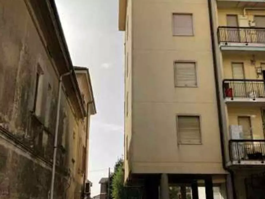 Immagine 5 di Appartamento in vendita  in Via monte grappa 46 a Tradate