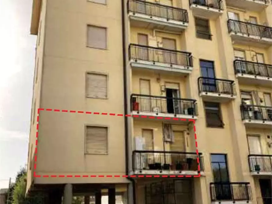 Immagine 6 di Appartamento in vendita  in Via monte grappa 46 a Tradate