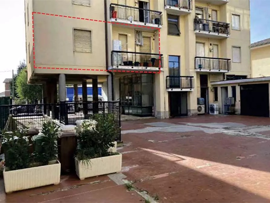 Immagine 8 di Appartamento in vendita  in Via monte grappa 46 a Tradate