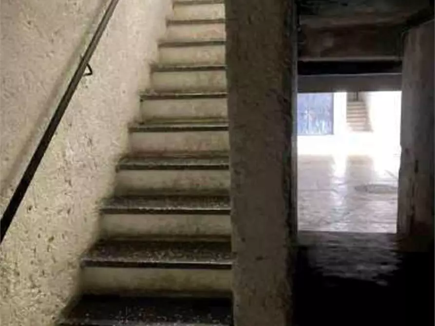 Immagine 27 di Appartamento in vendita  in Via monte grappa 46 a Tradate