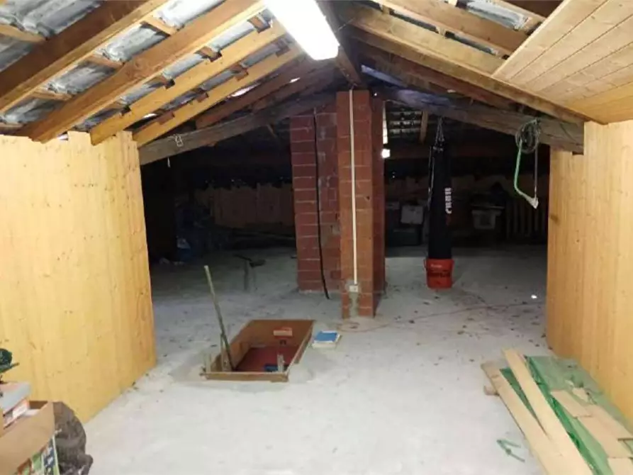 Immagine 32 di Appartamento in vendita  in  Via Trieste  6 a Ponna